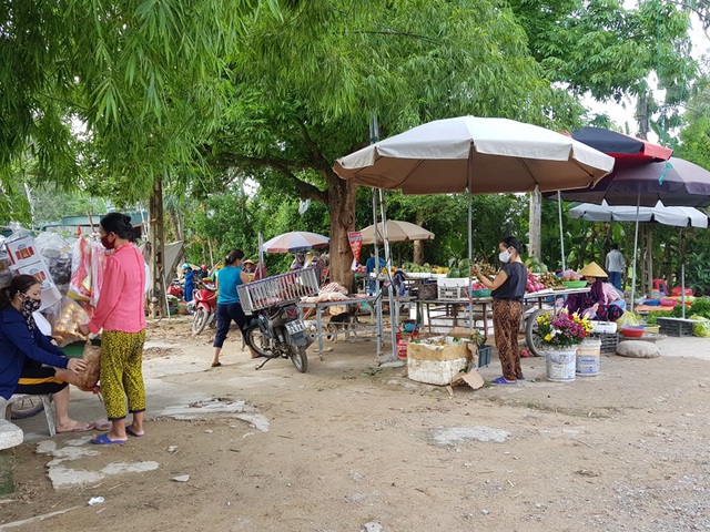 Thanh Hóa: Hết thời gian giãn cách xã hội tại phường Quảng Vinh nơi BN748 sinh sống - Ảnh 1.