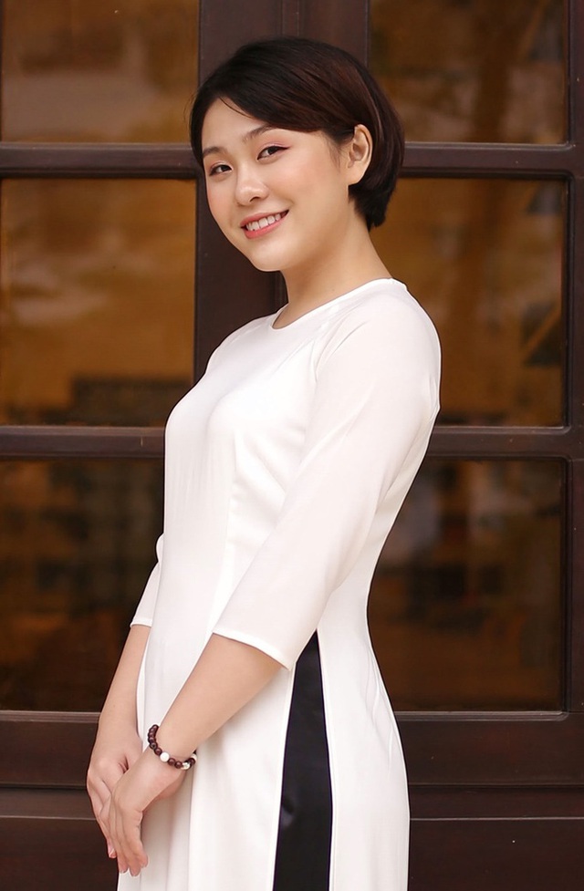 Cô gái Hà Nội là thủ khoa Đại học Luật - Ảnh 2.