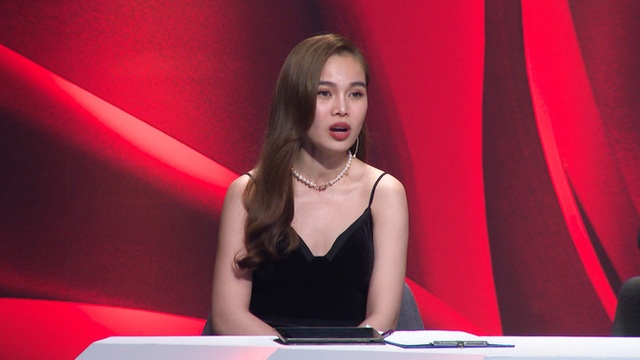 Bảo vệ thí sinh có giọng hát khủng, Đức Huy không ngại “bẻ” Giang Hồng Ngọc trên sóng truyền hình  - Ảnh 4.