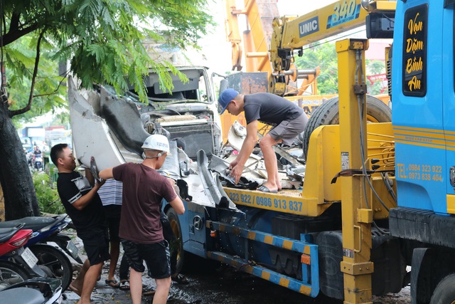 Hải Phòng: Nhiều nhà dân suýt chết vì tài xế container ngủ gật - Ảnh 6.