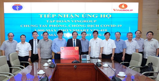 Bộ Y tế tiếp nhận 3.200 máy thở từ Vingroup - Ảnh 4.