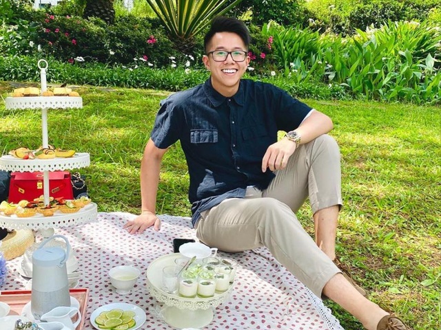 Ngoại hình CEO kém tuổi được Hương Giang lựa chọn hẹn hò - Ảnh 4.
