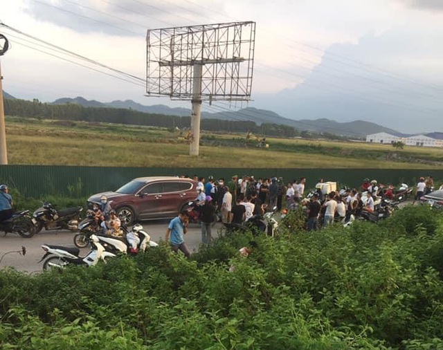 Bắc Giang: Thông tin mới nhất vụ cảnh sát cơ động bị xe 16 chỗ tông chết trên cao tốc - Ảnh 1.
