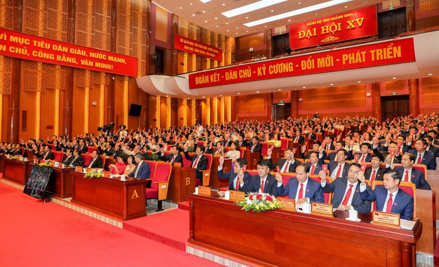 Quảng Ninh ra mắt Ban Chấp hành Đảng bộ tỉnh khóa XV, nhiệm kỳ 2020-2025 và bế mạc - Ảnh 3.