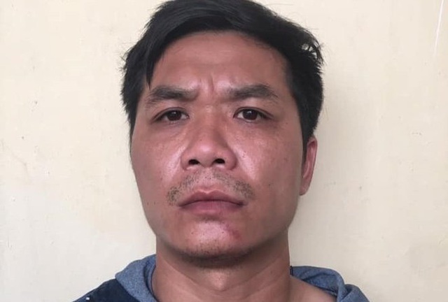 Khởi tố 'cẩu tặc' dùng súng điện tấn công công an
