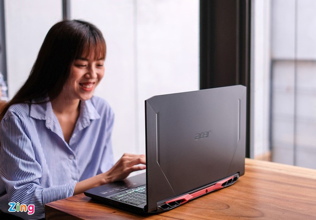 Nhiều mẫu laptop vừa được giảm giá, đáng chú ý tại Việt Nam - Ảnh 3.