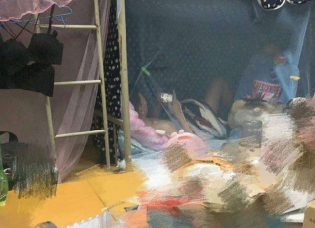 Cô sinh viên ngang nhiên đưa bạn trai về ở luôn trong ký túc xá nữ, khi bị phản ánh liền có hành động không thể mẹ thiên hạ hơn - Ảnh 2. Cô sinh viên ngang nhiên đưa bạn trai về ở luôn trong ký túc xá nữ, khi bị phản ánh liền có hành động không thể mẹ thiên hạ hơn - Ảnh 2.
