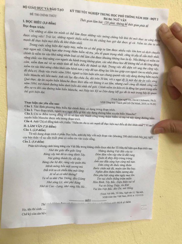 Đã có đề thi Ngữ Văn tốt nghiệp THPT đợt 2: Thí sinh được yêu cầu phân tích 1 đoạn thơ Việt Bắc - Ảnh 2.