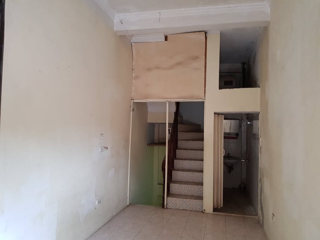 Ngôi nhà 24m² trong ngõ sâu hut hút của phố cổ Hà Nội đẹp ngỡ ngàng với gam màu mùa thu sau cải tạo - Ảnh 4.