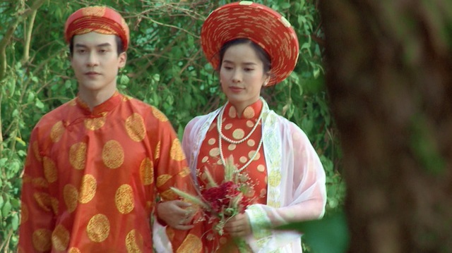 Phim Việt bối cảnh xưa gây sốc với cảnh chú rể cưỡng bức cô dâu ngay đêm tân hôn - Ảnh 2.