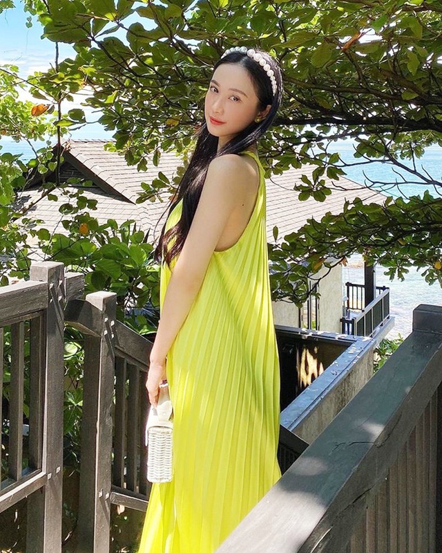Mặc váy suông vẫn tôn dáng như Tiểu Vy, Jun Vũ - Ảnh 2.