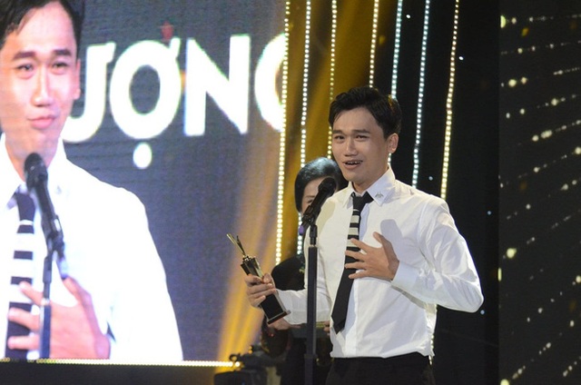 Thanh Sơn, Nhan Phúc Vinh đều chịu thua nhân vật vừa đoạt Nam chính ấn tượng nhất VTV Awards - Ảnh 2.