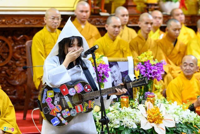 Mẹ Vân Quang Long: ‘Trước khi mất, con trò chuyện với tôi mỗi ngày’  - Ảnh 2.