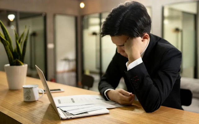 Sau 3 năm ly hôn chồng cũ lần đầu đến thăm vợ cũ, nghe con trai hồn nhiên hỏi mẹ 1 câu mà anh ta chết lặng cả cõi lòng - Ảnh 2. Sau 3 năm ly hôn chồng cũ lần đầu đến thăm vợ cũ, nghe con trai hồn nhiên hỏi mẹ 1 câu mà anh ta chết lặng cả cõi lòng - Ảnh 2.