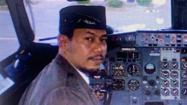 Những nạn nhân xấu số trong vụ rơi máy bay Indonesia - Ảnh 1.