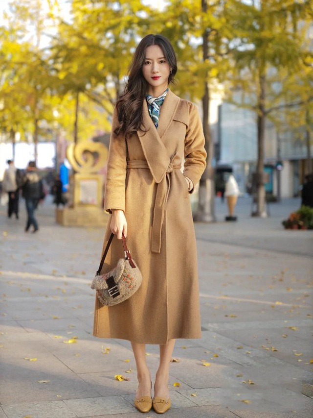 Street style Châu Á: Học được cả loạt cách mix đồ hay ho để Tết này chẳng lo mặc xấu - Ảnh 10.