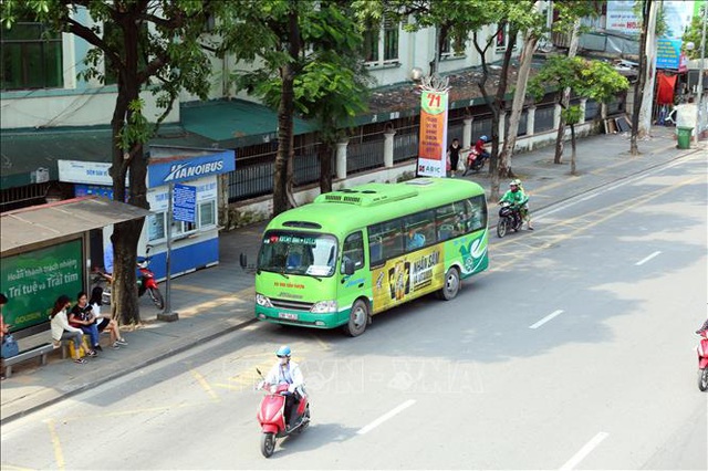  Hà Nội mở thêm 4 tuyến buýt mới ra ngoại thành từ ngày 1/2  - Ảnh 1.