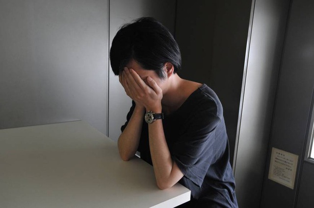 Người phụ nữ Nhật tự tử vì mặc cảm khi nhiễm Covid-19 - Ảnh 1.