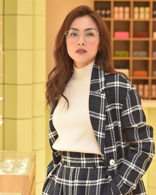 Thời tiết ấm lên, nàng công sở mặc 3 kiểu áo blazer này không bao giờ sợ bị lỗi mốt - Ảnh 8.