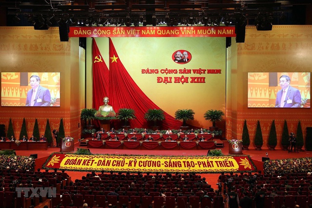 Hình ảnh ngày làm việc thứ ba của Đại hội Đảng - Ảnh 1.