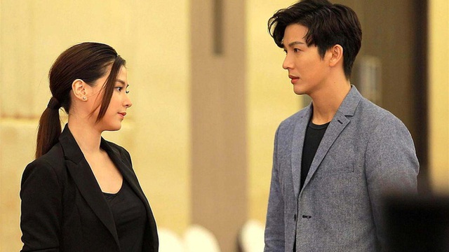 Chồng đưa đơn ly hôn vì ngán ngẩm cô vợ hiền lành, yếu đuối, ai ngờ chỉ qua một đêm mà phản ứng của cô lập tức khiến anh ta phải bái phục - Ảnh 1. Chồng đưa đơn ly hôn vì ngán ngẩm cô vợ hiền lành, yếu đuối, ai ngờ chỉ qua một đêm mà phản ứng của cô lập tức khiến anh ta phải bái phục - Ảnh 1.