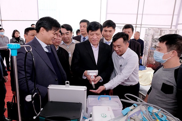 Bộ trưởng Nguyễn Thanh Long kiểm tra công tác chuẩn bị diễn tập y tế phục vụ Đại hội Đảng lần thứ XIII - Ảnh 1.