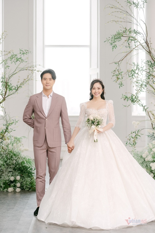 Ảnh cưới của MC Thùy Linh VTV và chồng diễn viên kém 5 tuổi - Ảnh 15.