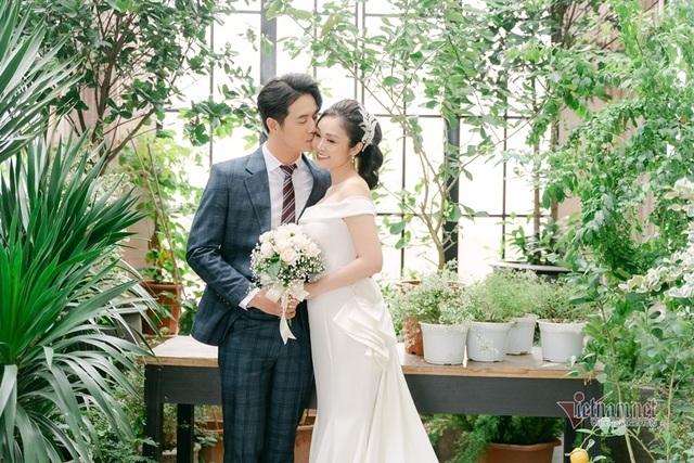 Ảnh cưới của MC Thùy Linh VTV và chồng diễn viên kém 5 tuổi - Ảnh 11.