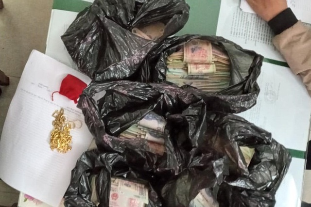 Bắt thanh niên lấy trộm hơn 500 triệu đồng và hai cây vàng ở Quảng Ngãi - Ảnh 1.