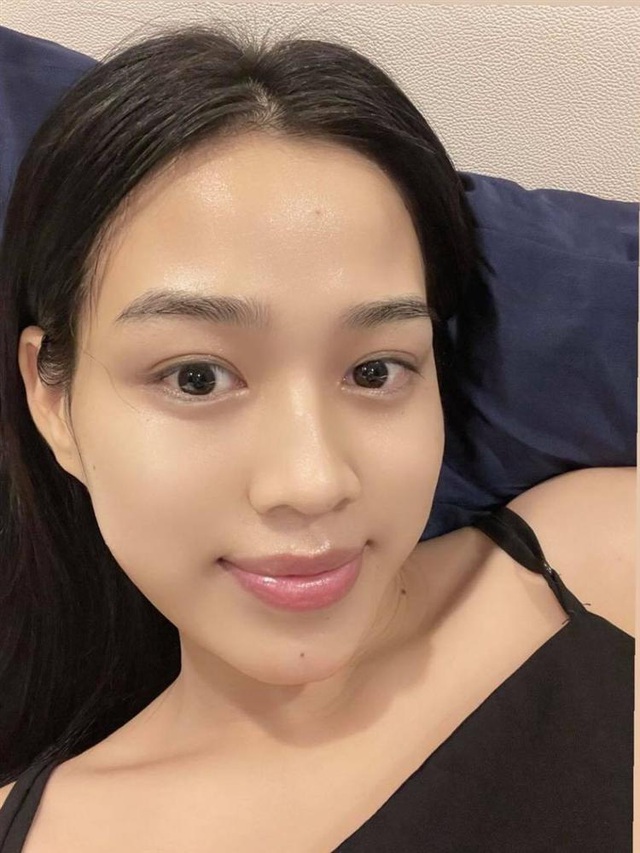 HH Đỗ Thị Hà khoe mặt mộc sau 3 tháng đăng quang: Nhan sắc khác xa so với ngày trước - Ảnh 3. HH Đỗ Thị Hà khoe mặt mộc sau 3 tháng đăng quang: Nhan sắc khác xa so với ngày trước - Ảnh 3.