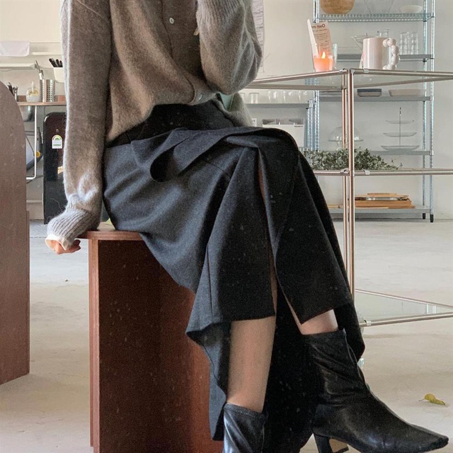 5 kiểu chân váy gái Hàn thường diện với áo len, nàng công sở nên hóng ngay để không bao giờ lo mặc xấu - Ảnh 8.