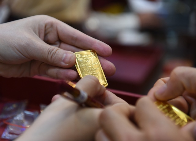 Nữ đại gia giấu mặt mang 130 cây vàng bán thu về gần 7,3 tỷ đồng trước ngày Vía thần tài - Ảnh 11.