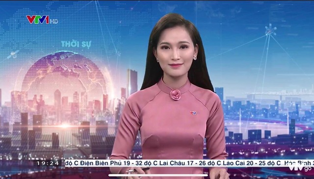 Đời thường xinh đẹp của cựu BTV trẻ nhất Thời sự 19h - Ảnh 1.