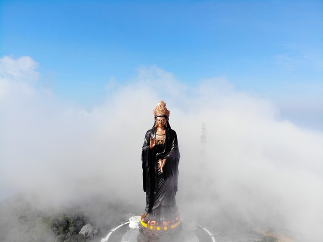 Khám phá “mật mã văn hóa” phía sau tượng Phật Bà bằng đồng đạt kỷ lục châu Á - Ảnh 3.