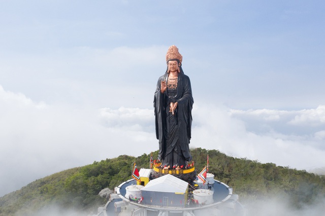 Khám phá “mật mã văn hóa” phía sau tượng Phật Bà bằng đồng đạt kỷ lục châu Á - Ảnh 4.