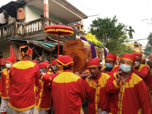 Xúc động tang lễ ‘cung nữ đặc biệt’ triều Nguyễn - Ảnh 10.