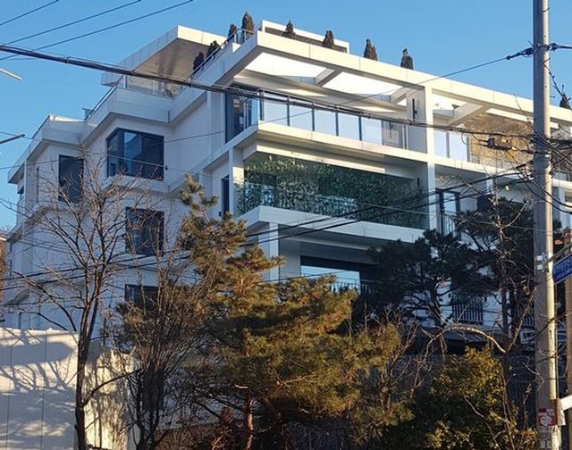 Tiết lộ nội thất căn Penthouse 100 tỷ của Hyun Bin và vợ sắp cưới Son Ye Jin! - Ảnh 1.