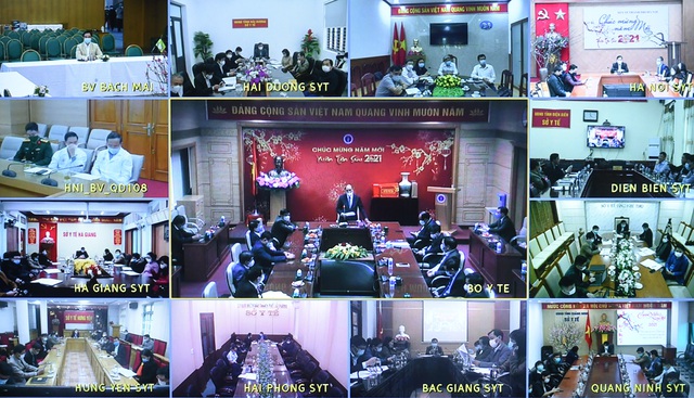 Thủ tướng Chính phủ Nguyễn Xuân Phúc: Chính phủ, lãnh đạo Bộ Y tế thực sự rất cảm động, đánh giá cao sự hy sinh cao cả đó - Ảnh 1.