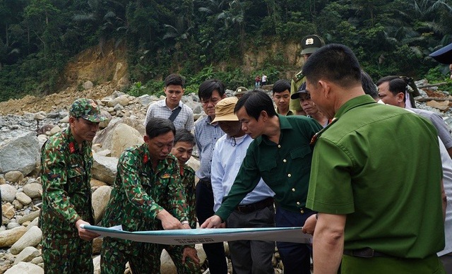 11 công nhân vụ sạt lở kinh hoàng ở Rào Trăng 3 vẫn mất tích từ tháng 10/2020 - Ảnh 2.