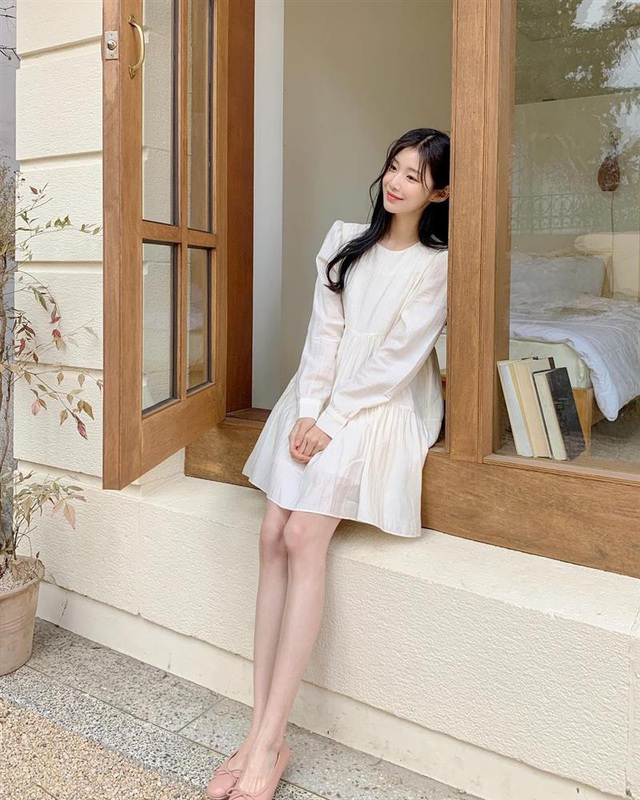 Hè đến là gái Hàn lại diện đủ kiểu váy trắng siêu trẻ xinh và tinh tế, xem mà muốn rinh hết về nhà - Ảnh 6.