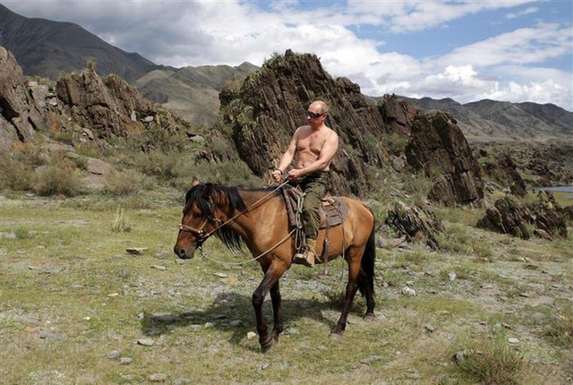 Tổng thống Putin tiết lộ sự cố ngã ngựa - Ảnh 2.