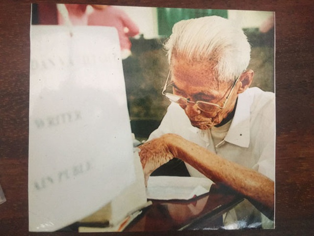  Một phần linh hồn Bưu điện Sài Gòn - cụ ông viết thư thuê cuối cùng đã nghỉ việc - Ảnh 3.