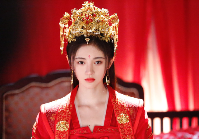 Hoàng hậu dùng thân thế cao quý giúp chồng lên ngôi, sau bị phế truất vì mối tình đồng tính tai tiếng nhất lịch sử Trung Hoa phong kiến - Ảnh 3.