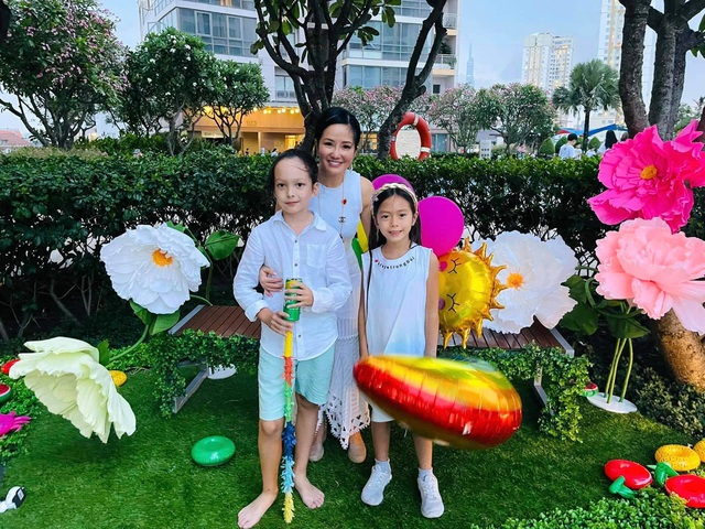 Con gái Đoan Trang dự sinh nhật con Hồng Nhung - Ảnh 3.