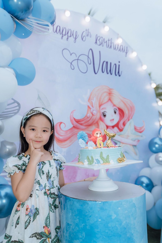 Hết 2 cháu gái thi Hoa hậu, đến con gái Trang Nhung mới 6 tuổi đã được chú ý nhờ nhan sắc gen trội trong tiệc sinh nhật - Ảnh 5.