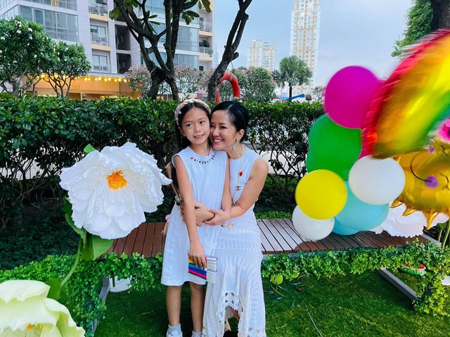 Con gái Đoan Trang dự sinh nhật con Hồng Nhung - Ảnh 5.
