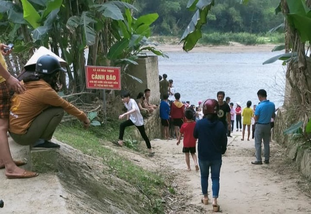 Đi tắm sông cùng nhóm bạn, nam sinh lớp 9 tử vong - Ảnh 1. Đi tắm sông cùng nhóm bạn, nam sinh lớp 9 tử vong - Ảnh 1.