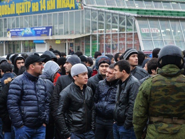 Nga đ&oacute;ng cửa chợ Sadovod c&oacute; đ&ocirc;ng người Việt bu&ocirc;n b&aacute;n  1