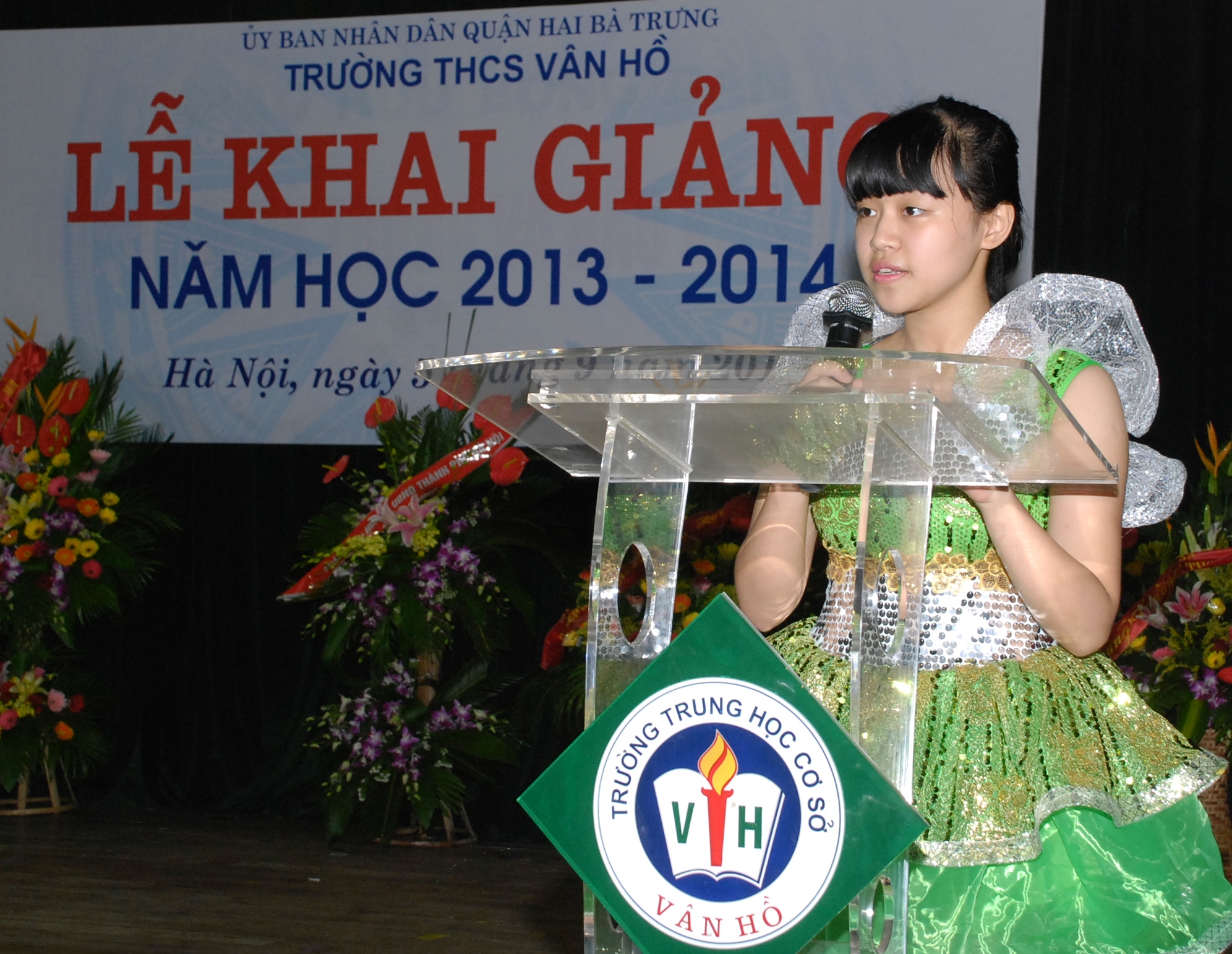 Trường THCS Vân Hồ khai giảng trong khô ráo 4