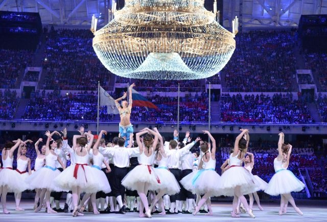 S&acirc;u lắng v&agrave; x&uacute;c động lễ bế mạc Olympic Sochi 22